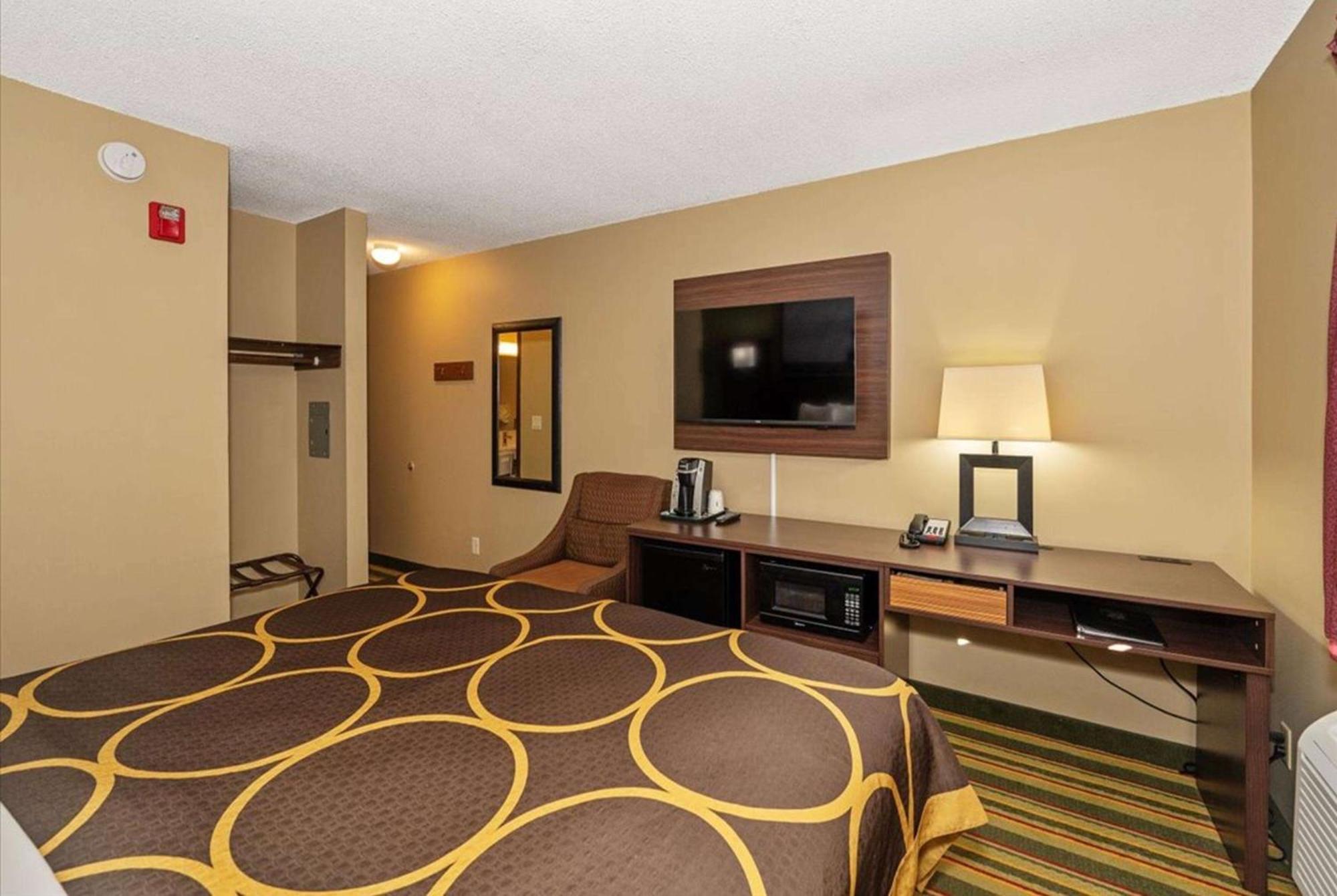 Отель Super 8 By Wyndham Superior Wi Экстерьер фото